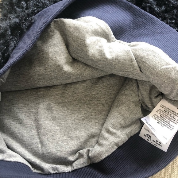 Juicy Couture Black Label Navy Faux Fur Parisian Nights Cropped Pullover Sweater - Picture 8 of 8